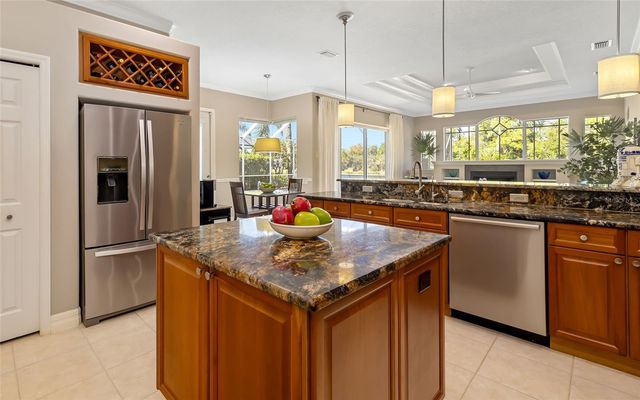 9515 ROYAL CALCUTTA PLACE, Bradenton, FL 34202