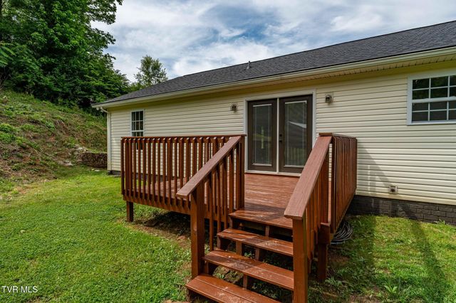 184 County Farm Road, Jonesborough, TN 37659