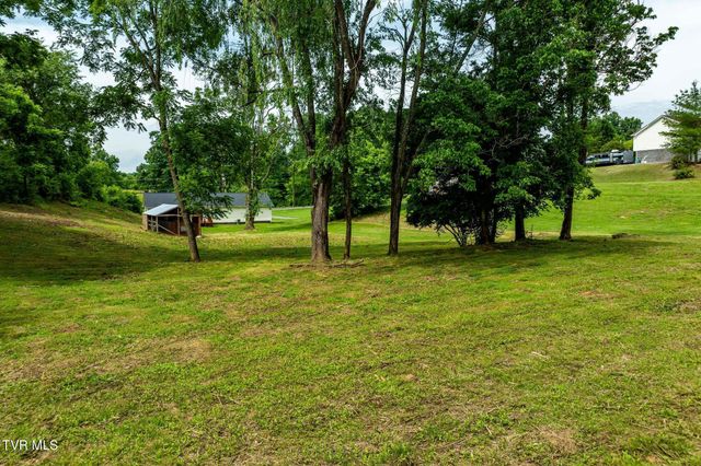 184 County Farm Road, Jonesborough, TN 37659