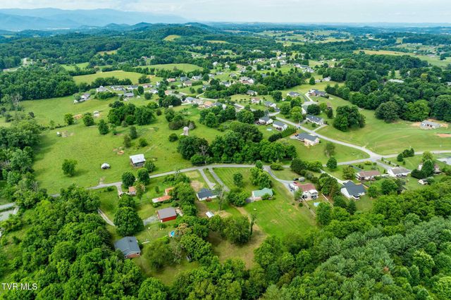 184 County Farm Road, Jonesborough, TN 37659