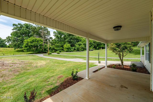 184 County Farm Road, Jonesborough, TN 37659