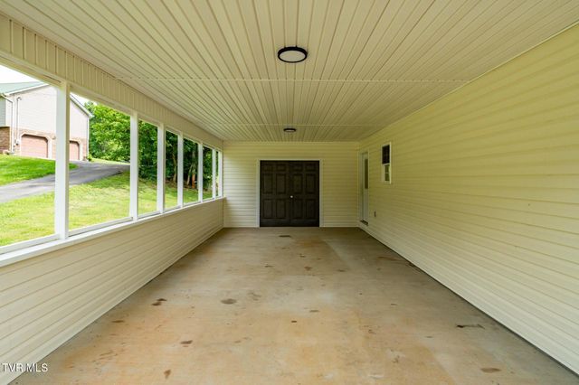 184 County Farm Road, Jonesborough, TN 37659