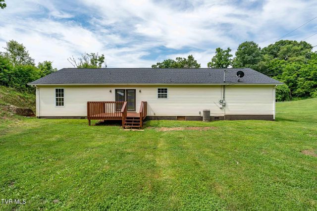 184 County Farm Road, Jonesborough, TN 37659