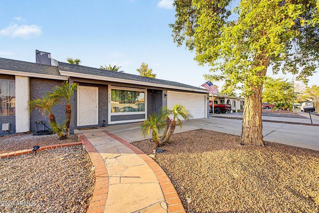 2208 W SILVERGATE Drive, Chandler, AZ 85224
