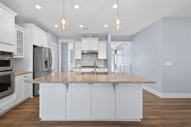 6928 Manchester Drive, Flowery Branch, GA 30542