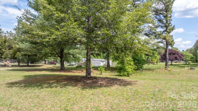 1293 Bess Chapel Church Road, Cherryville, NC 28021