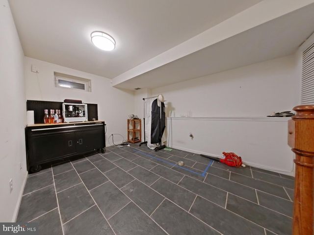 2152 WEBSTER ST, Philadelphia, PA 19146