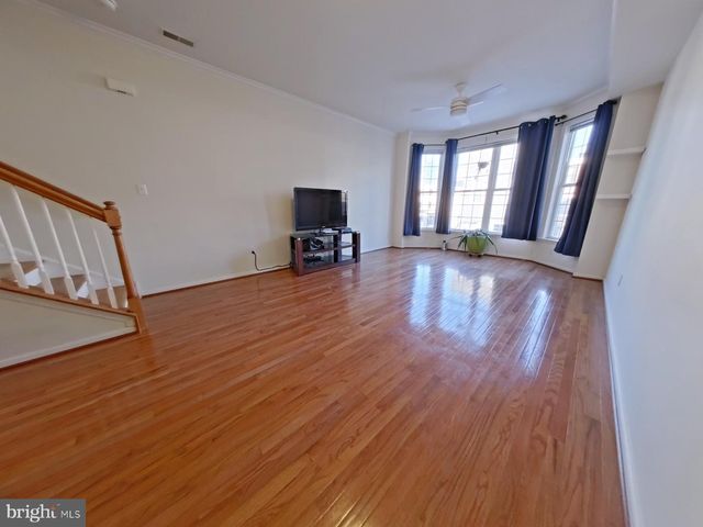 2152 WEBSTER ST, Philadelphia, PA 19146