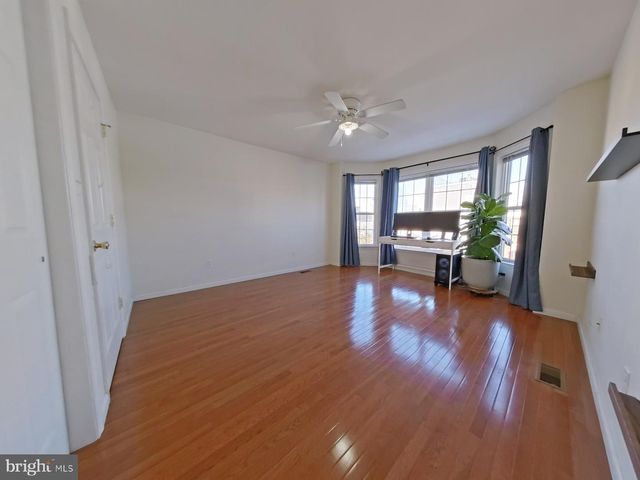 2152 WEBSTER ST, Philadelphia, PA 19146