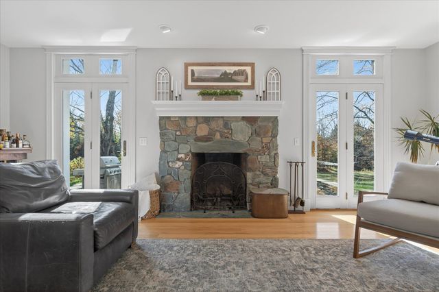 833 Shaw Mansion Road, Waterbury, VT 05677