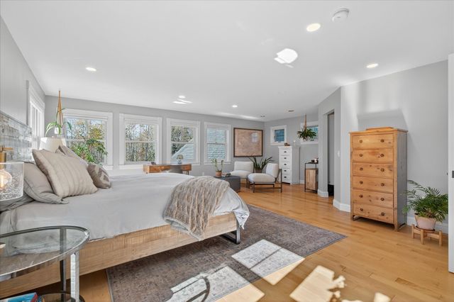 833 Shaw Mansion Road, Waterbury, VT 05677