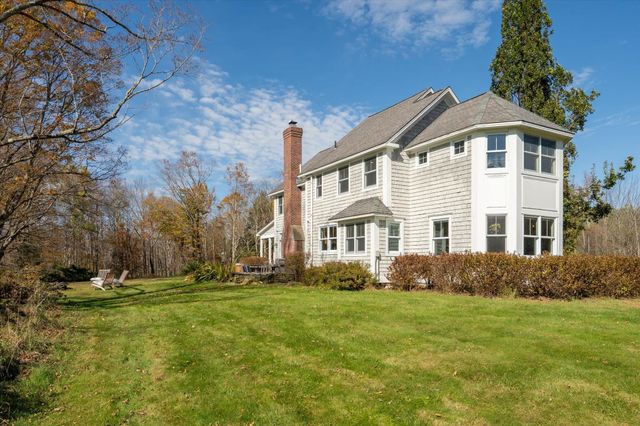 833 Shaw Mansion Road, Waterbury, VT 05677