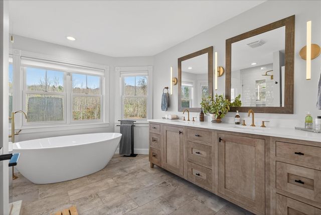 833 Shaw Mansion Road, Waterbury, VT 05677