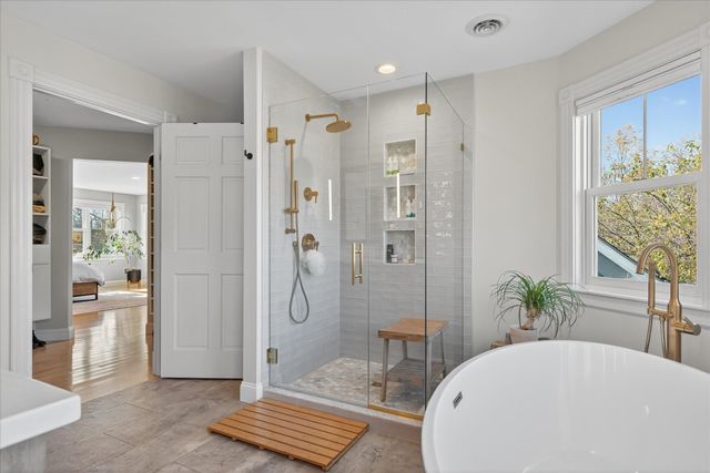 833 Shaw Mansion Road, Waterbury, VT 05677