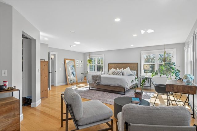 833 Shaw Mansion Road, Waterbury, VT 05677