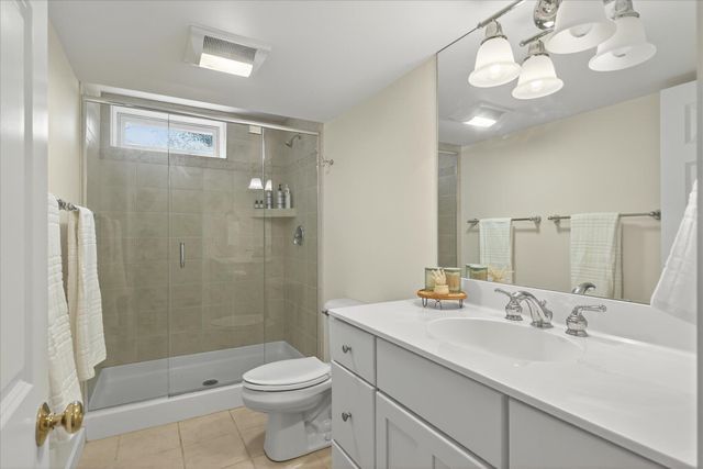 833 Shaw Mansion Road, Waterbury, VT 05677