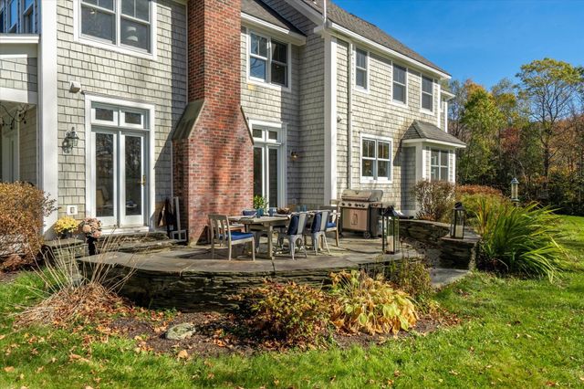 833 Shaw Mansion Road, Waterbury, VT 05677