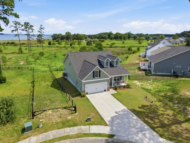 2709 Seaport Circle, Georgetown, SC 29440