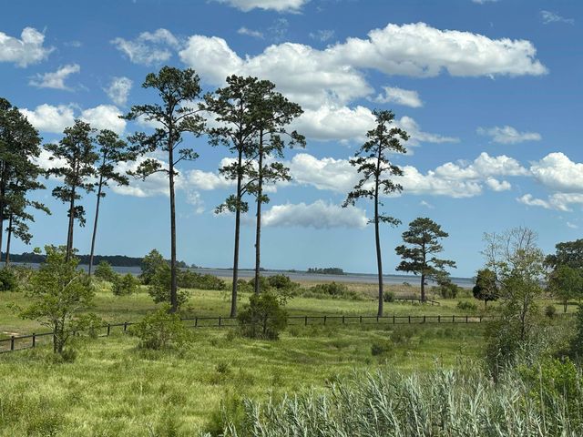 2709 Seaport Circle, Georgetown, SC 29440