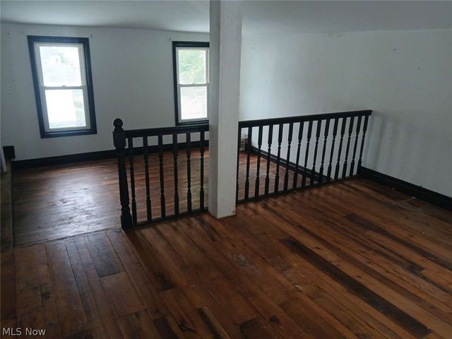 247 Whitney Street, Conneaut, OH 44030