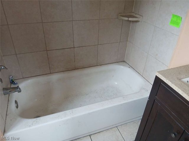 247 Whitney Street, Conneaut, OH 44030