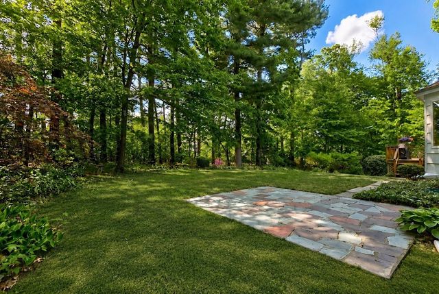 5 Williams Circle, Burlington, MA 01803