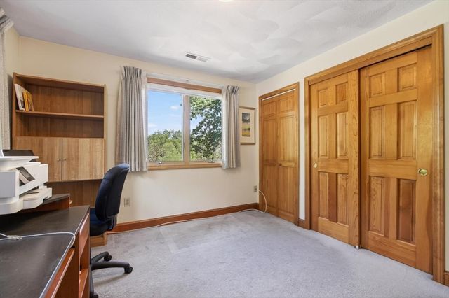 5 Williams Circle, Burlington, MA 01803