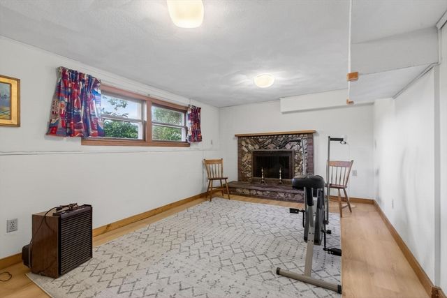 5 Williams Circle, Burlington, MA 01803