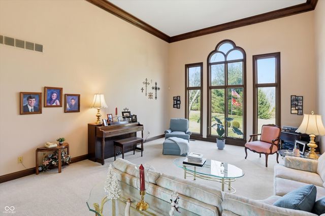 6010 Fawnwood Drive, Greenwood, IN 46143