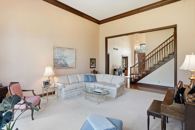 6010 Fawnwood Drive, Greenwood, IN 46143