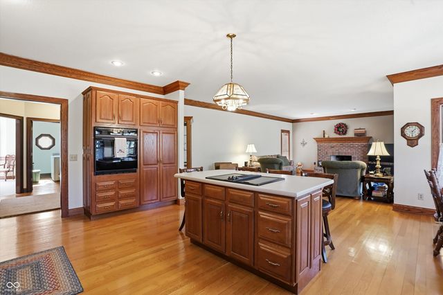 6010 Fawnwood Drive, Greenwood, IN 46143