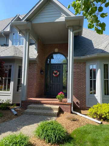 6010 Fawnwood Drive, Greenwood, IN 46143