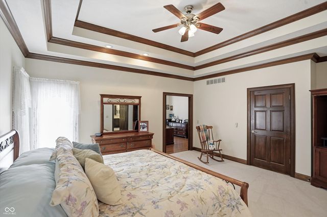 6010 Fawnwood Drive, Greenwood, IN 46143