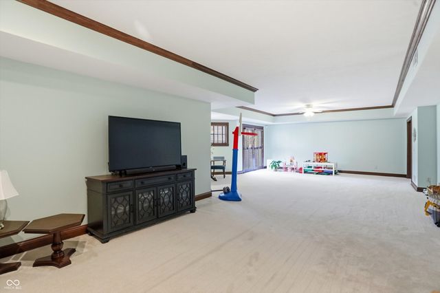 6010 Fawnwood Drive, Greenwood, IN 46143