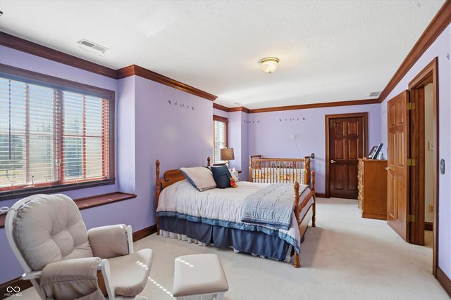 6010 Fawnwood Drive, Greenwood, IN 46143