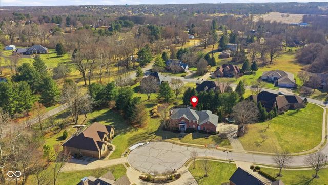 6010 Fawnwood Drive, Greenwood, IN 46143