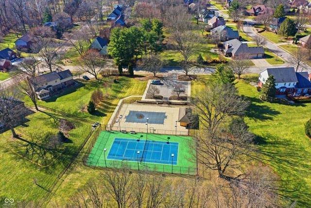 6010 Fawnwood Drive, Greenwood, IN 46143