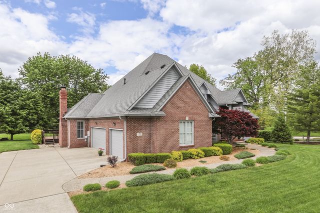 6010 Fawnwood Drive, Greenwood, IN 46143