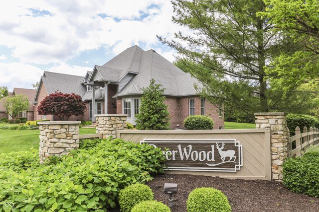 6010 Fawnwood Drive, Greenwood, IN 46143