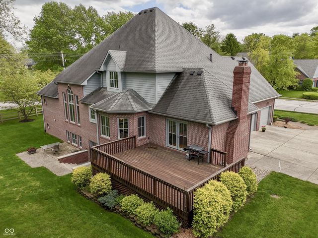6010 Fawnwood Drive, Greenwood, IN 46143