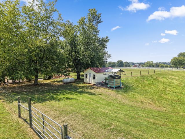 625 Double Log Cabin Rd, Lebanon, TN 37087