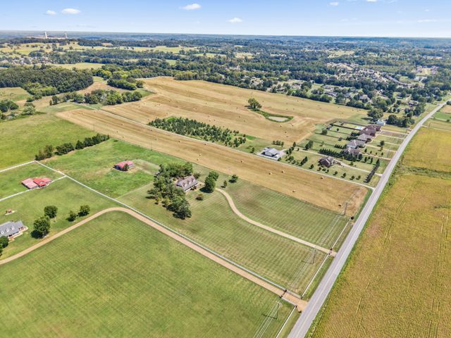 625 Double Log Cabin Rd, Lebanon, TN 37087
