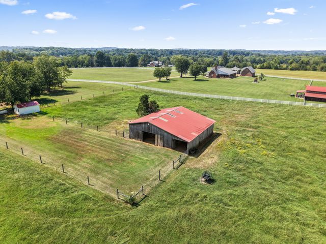 625 Double Log Cabin Rd, Lebanon, TN 37087