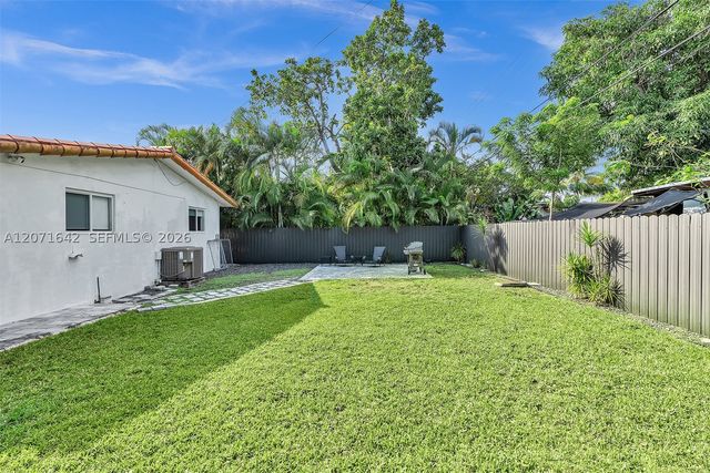 801 NE 81st St, Miami, FL 33138