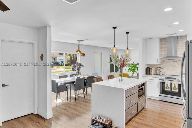 801 NE 81st St, Miami, FL 33138