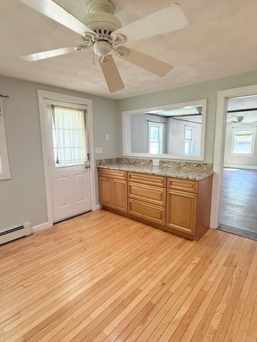 42 Water Street 42, North Andover, MA 01845