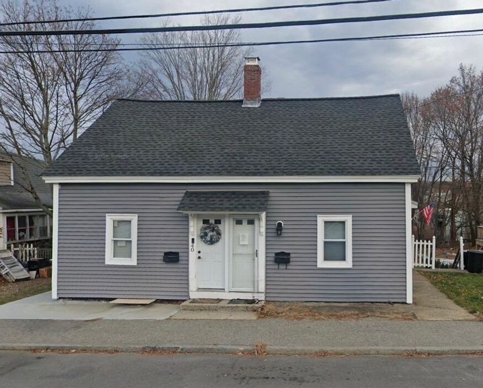 42 Water Street 42, North Andover, MA 01845