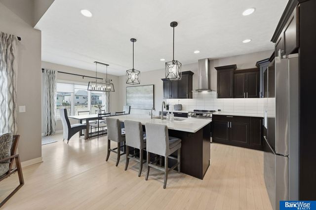 9801 S 30 Street, Lincoln, NE 68516