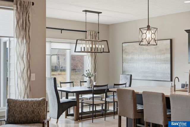 9801 S 30 Street, Lincoln, NE 68516