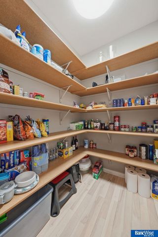 9801 S 30 Street, Lincoln, NE 68516